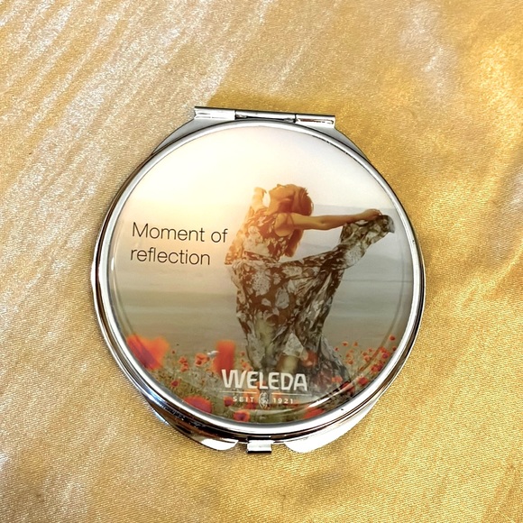 Welds compact mirror - Picture 1 of 3